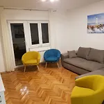 App Sandra 3 Bedrooms On 112m2 Kostrena