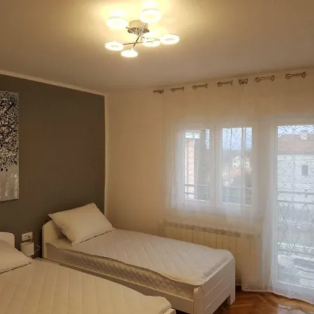App Sandra 3 Bedrooms On 112m2 Kostrena Sodici