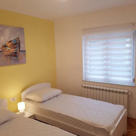 App Sandra 3 Bedrooms On 112m2 Kostrena