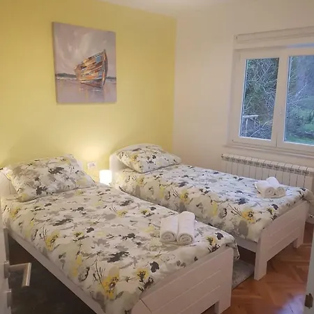 App Sandra 3 Bedrooms On 112m2 Kostrena Apartment