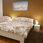 App Sandra 3 Bedrooms On 112m2 Kostrena *