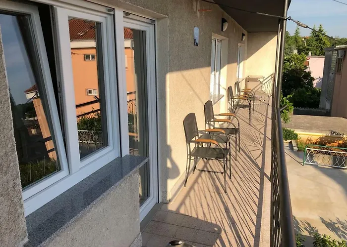 App Sandra 3 Bedrooms On 112m2 Kostrena Apartman Šodići